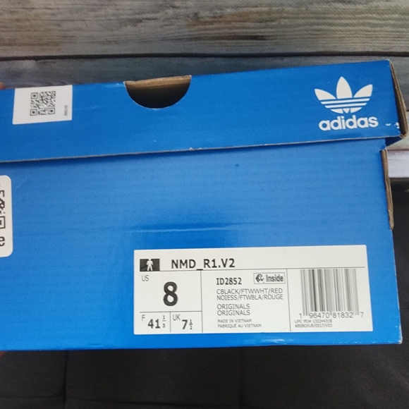 ADIDAS NMD_ R1.V2 - Picture 4 of 4